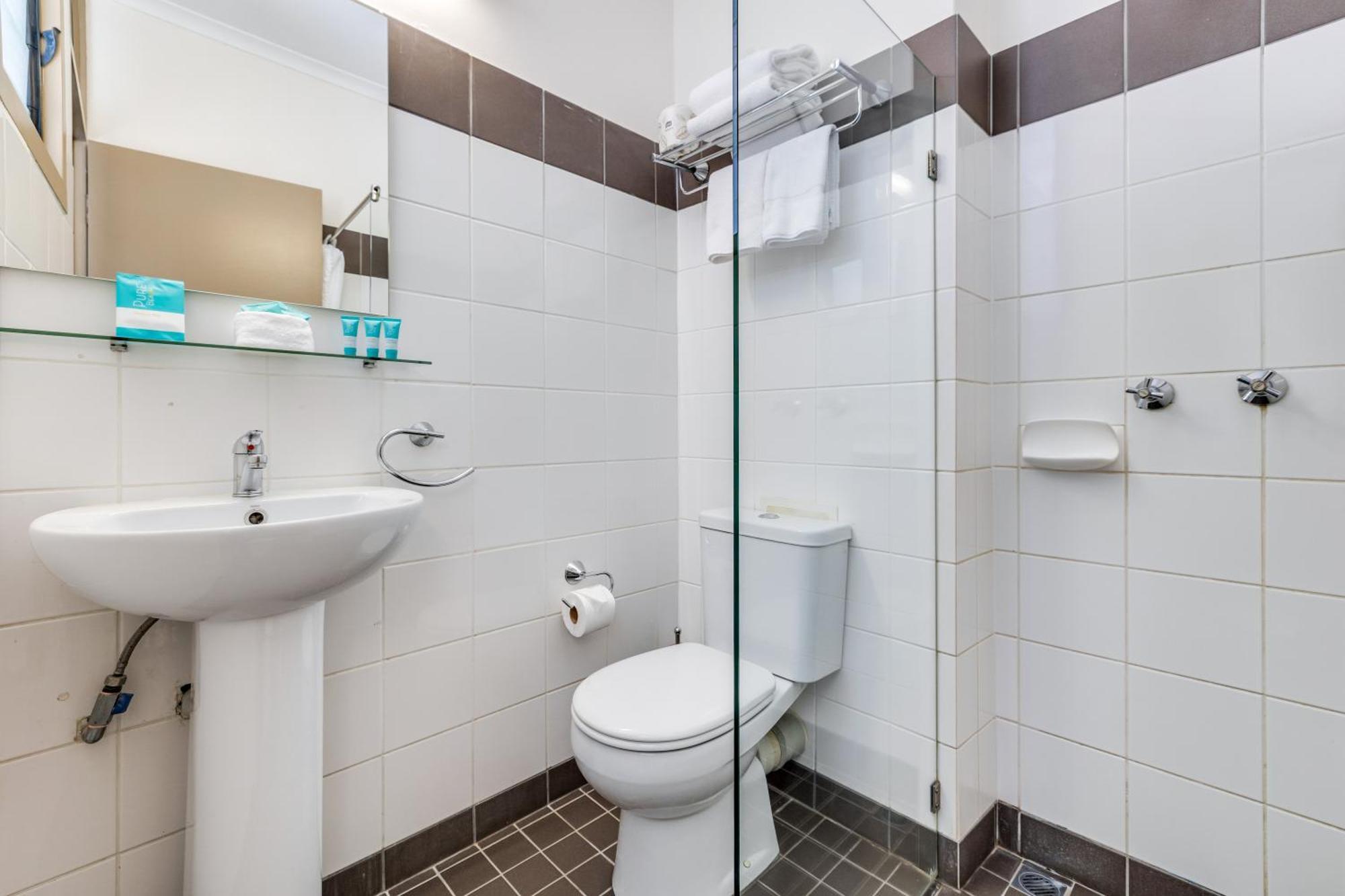 Vitina Studio Motel Darwin Kültér fotó